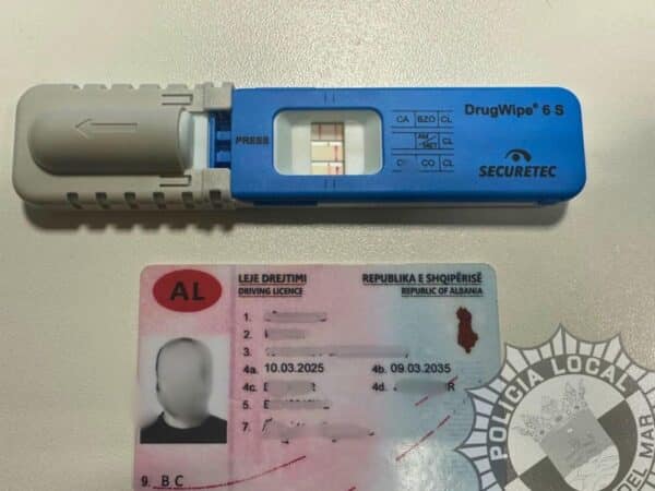 Interceptado en Oropesa del Mar un conductor positivo en drogas y con carnet falso