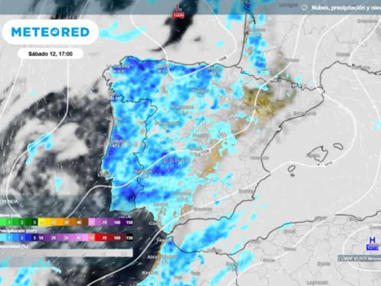Las procesiones del Domingo de Ramos estarán en el aire, con previsión de chubascos irregulares y tormentas en buena parte del país