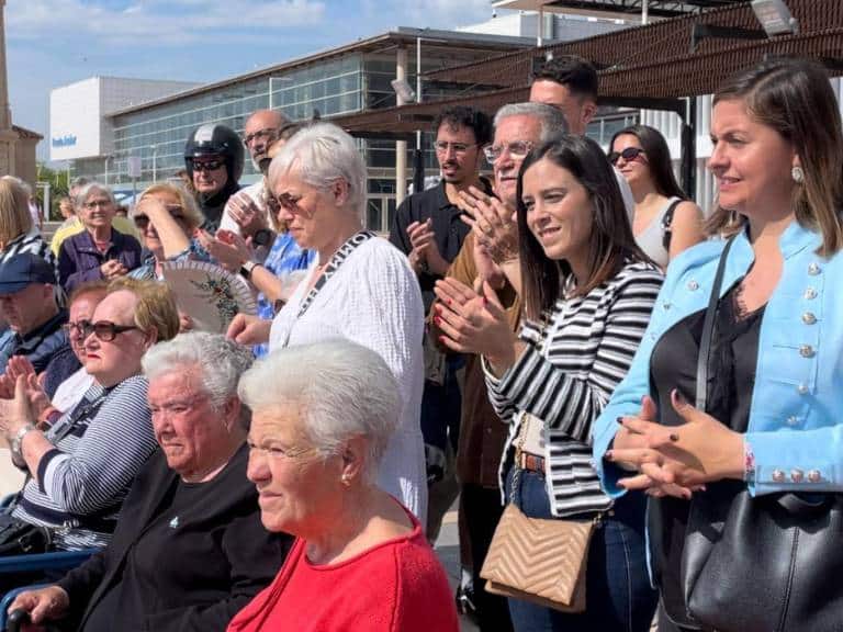 El distrito marítimo del Grao ha vivido hoy una de sus mañanas más concurridas gracias a la octava edición de Escala a Castelló, que se celebra hasta el próximo lunes, 28 de abril.