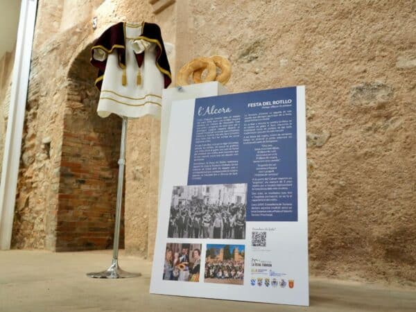 L’Alcora acoge la exposición ‘L’Alcalatén en xarxa’, un homenaje a las fiestas y tradiciones locales L’Alcora acoge la exposición ‘L’Alcalatén en xarxa’, un homenaje a las fiestas y tradiciones locales