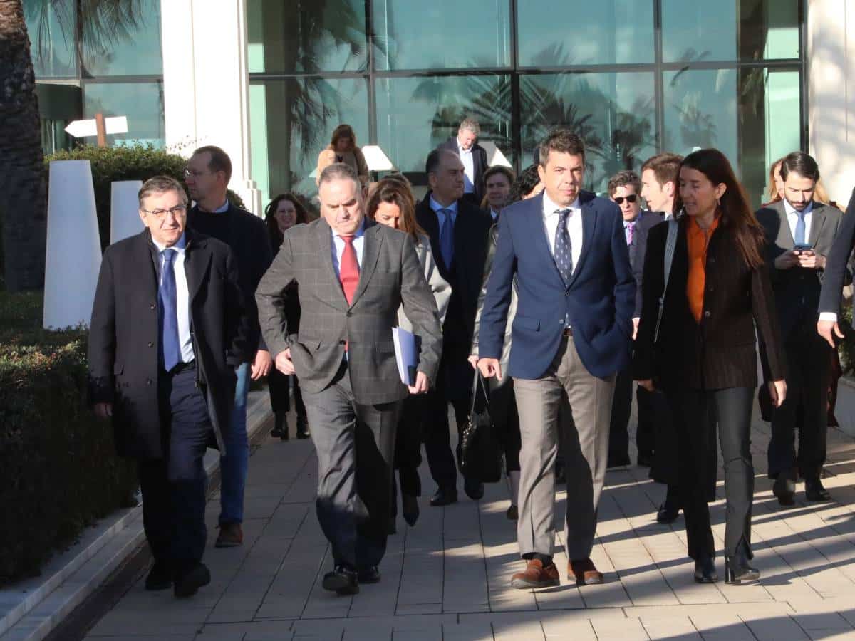 Mazón ante la declaración de Pradas y Argüeso: «Respetamos el proceso»