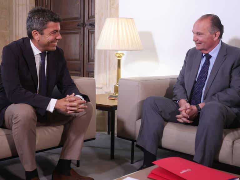 Subraya la "importancia de conservar la producción nuclear, ya que representa el 45% de la energía en la Comunitat Valenciana".
