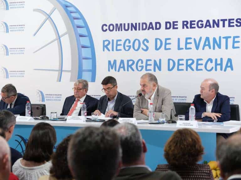 Subraya el compromiso de la Generalitat para “ser parte activa en la toma de decisiones en Europa” para apoyar las reivindicaciones del sector primario.