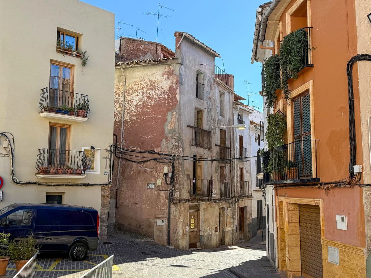 Onda invierte 840.000 euros en rehabilitar seis casas para vivienda joven con compromiso