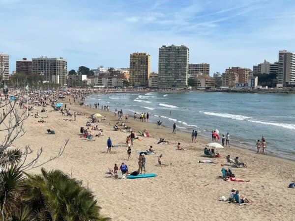 Oropesa del Mar activa su Plan de Explotación de Servicios de Temporada 2025 para sus playas