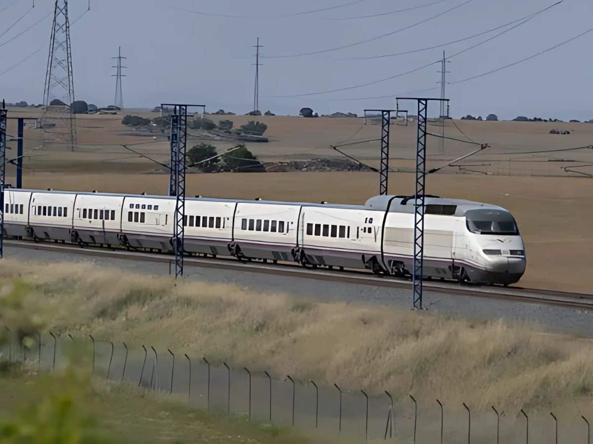 Renfe actualiza los servicios previstos en la Comunitat Valenciana