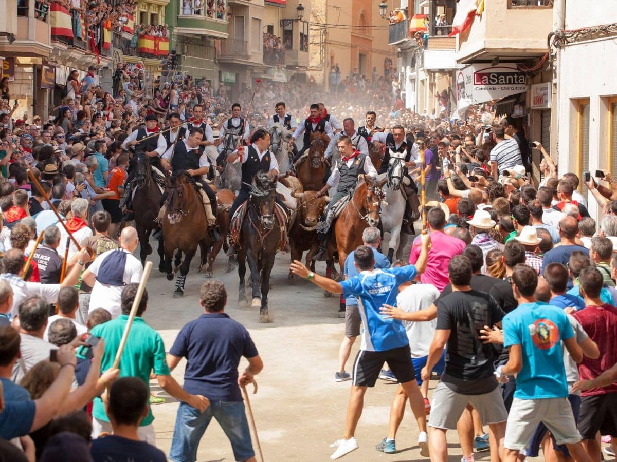 Segorbe convoca el concurso de diseño del cartel de la Entrada de Toros y Caballos 2025