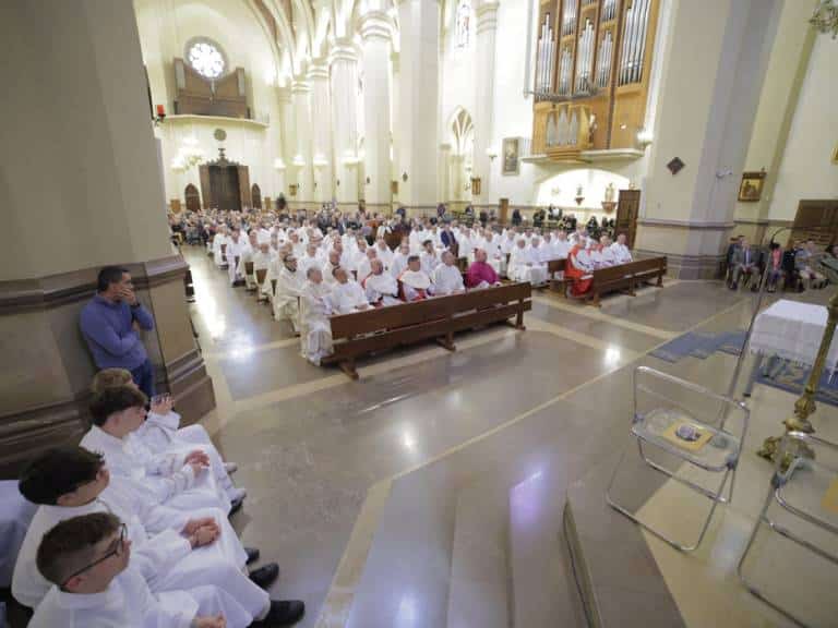 Junto a las celebraciones religiosas, el Planetario de Castelló presenta una programación especial de Pascua que fusiona ciencia y entretenimiento para públicos de todas las edades.