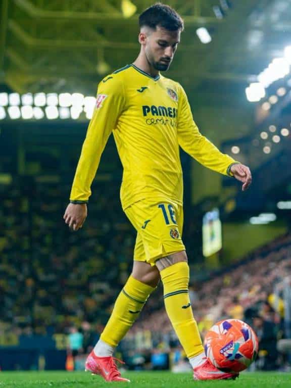 El Villarreal dominó, creó las mejores ocasiones y mereció más, pero se tuvo que conformar con un empate sin goles ante un Athletic que solo reaccionó en los últimos minutos