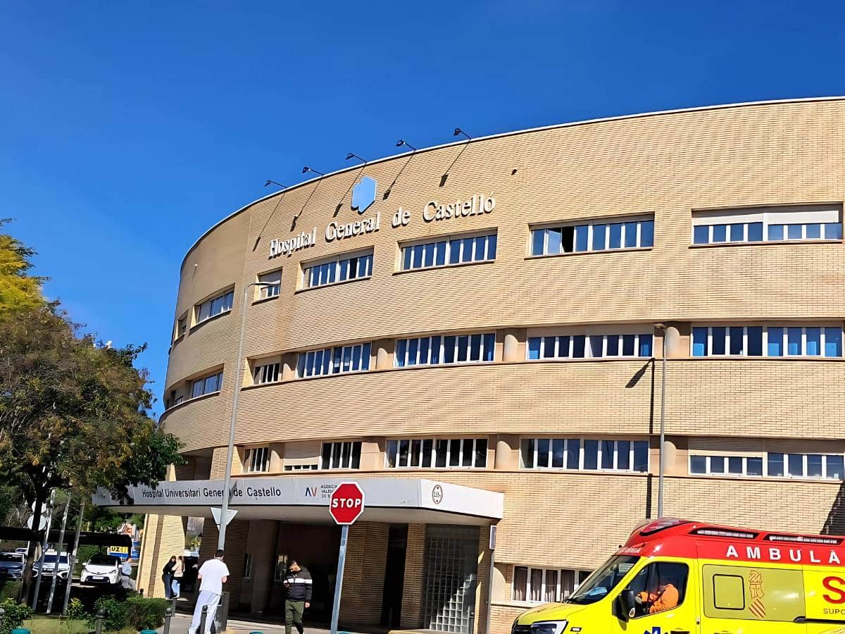 Una mujer en estado crítico en Castellón tras ser atropellada con un patinete