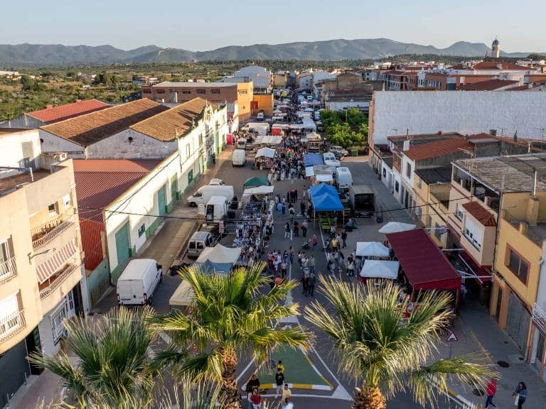 El programa de la Feria incluirá charlas, exposiciones, talleres, sesiones de juego en familia, una muestra ganadera, una zona de atracciones feriales, actuaciones musicales y catas.