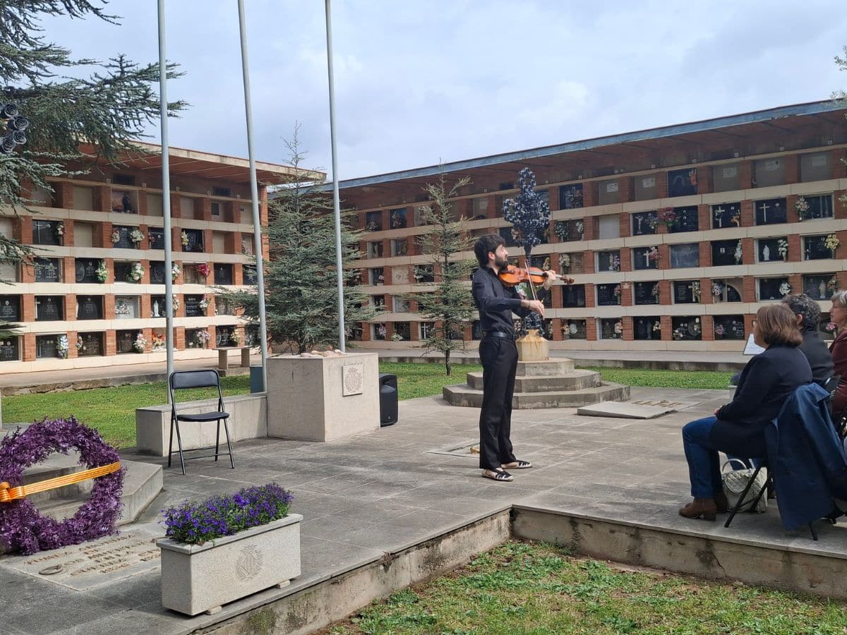 Vila-real celebra en el aniversario de la Segunda República un homenaje a los represaliados