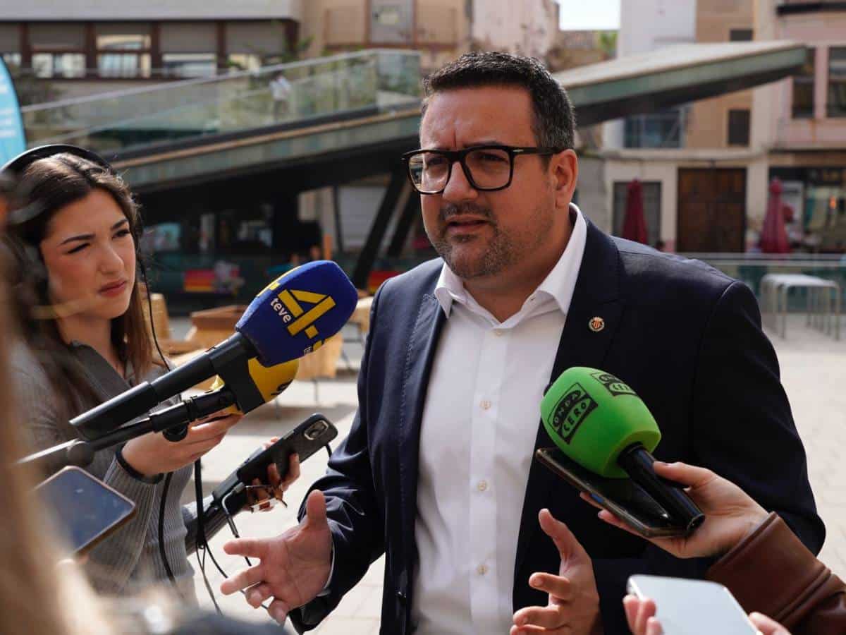 Vila-real sin presupuesto 2025: Cruce de acusaciones entre PP y PSOE