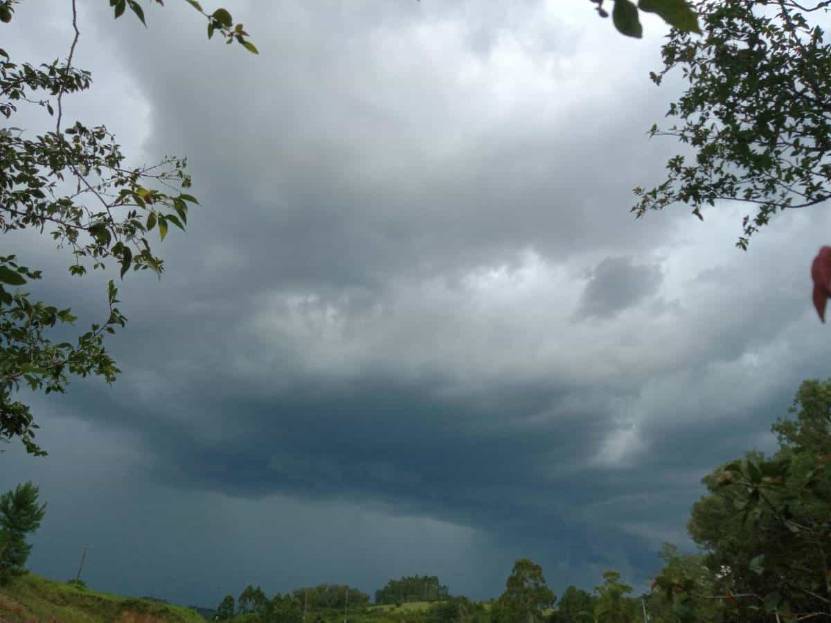 Alerta amarilla por lluvias y tormentas en Castellón: Aemet y Emergencias actualizan pronósticos