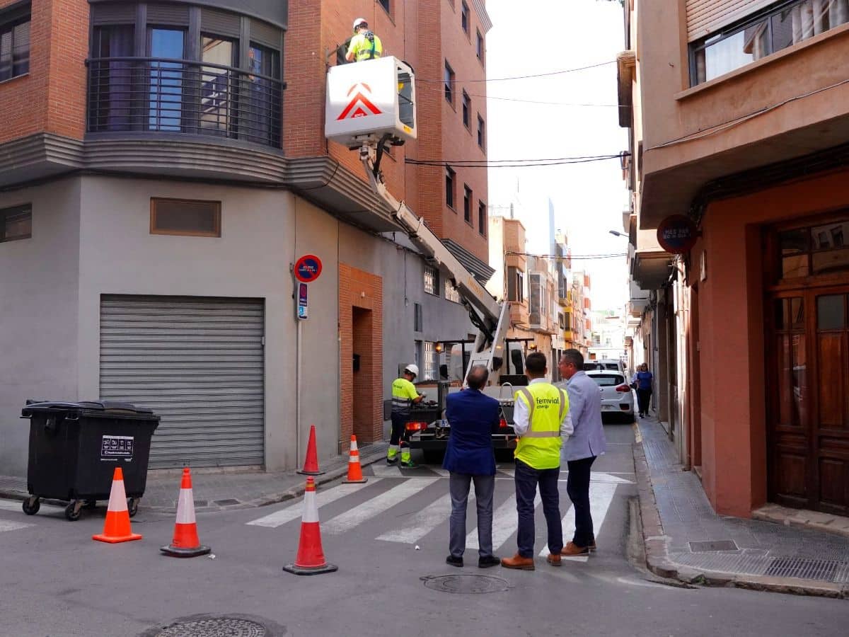 Burriana comienza la renovación integral del alumbrado público
