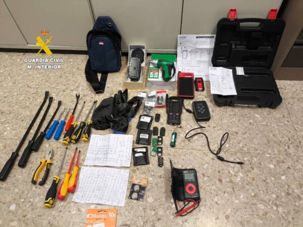 Operación policial en Castellón: Detenidos en Alcossebre por robo de vehículos de alta gama