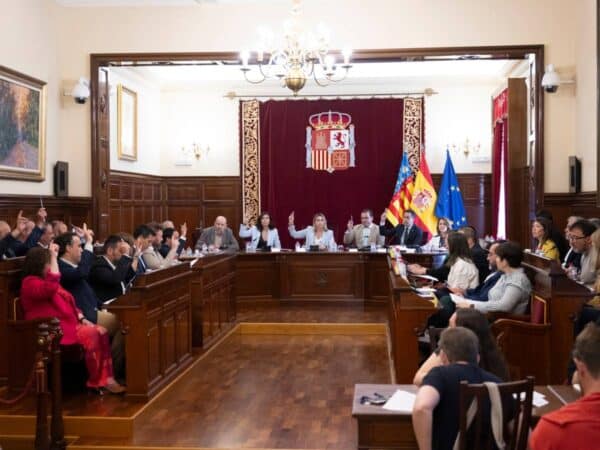 Castellón exige al Gobierno una distribución «más justa» de los recursos estatales
