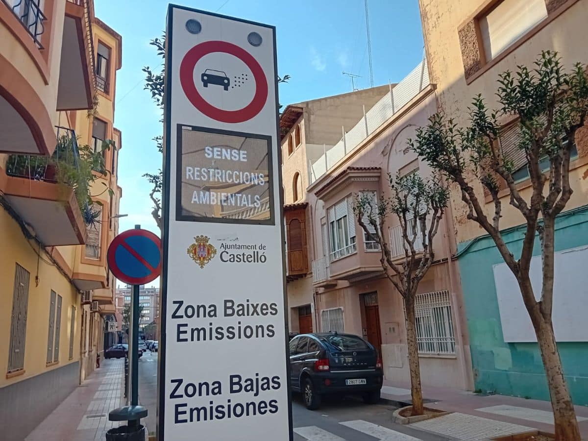 Castellón finaliza esta semana la tercera fase de las obras ZBE en la Calle Trinidad