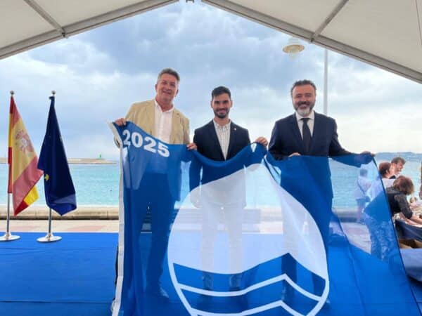 Castellón revalida las Banderas Azules en las playas del Pinar y Gurugú