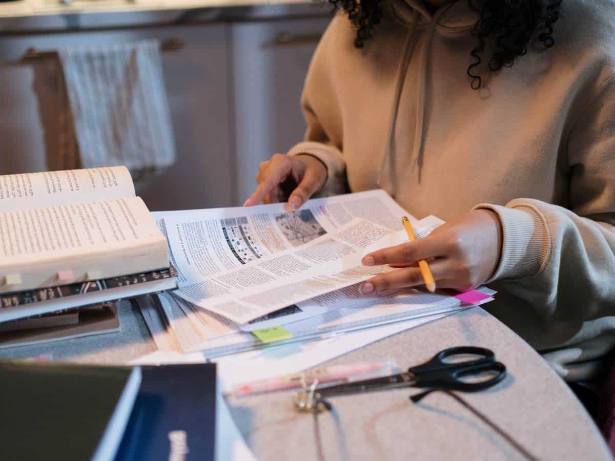Convocatòria de proves 2025 de la Junta Qualificadora de Coneixements de Valencià