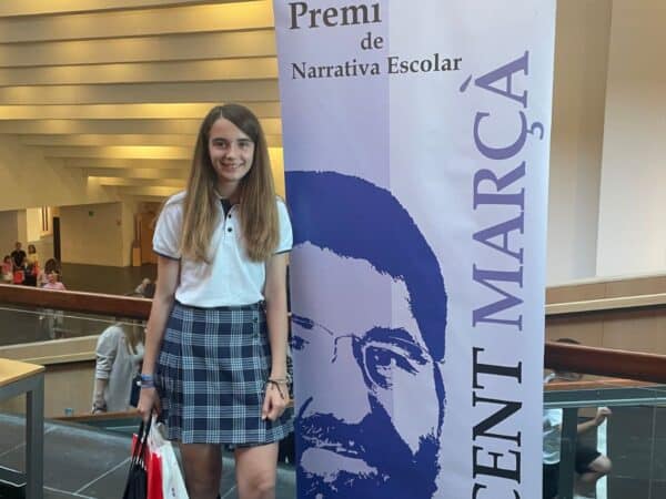 La estudiante castellonense Vega Castellano gana el XX Premi de Narrativa Escolar Vicent Marçà