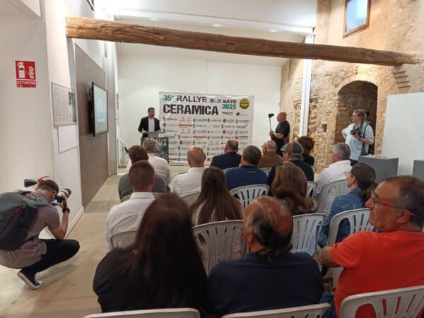 La Real Fábrica de l’Alcora acoge la presentación del 35 Rallye de la Cerámica
