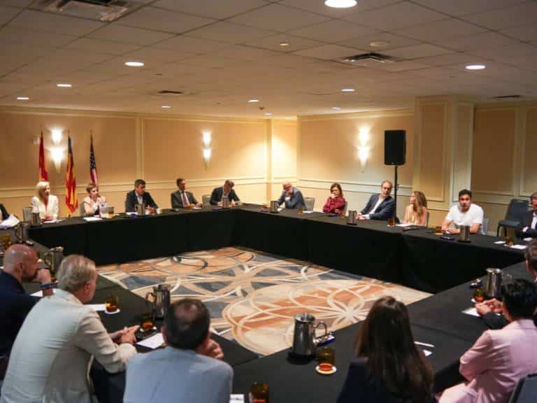 Carlos Mazón destacó la importancia estratégica de Miami para la Comunitat Valenciana, tanto como mercado clave como por su papel de conexión con América Central y del Sur.