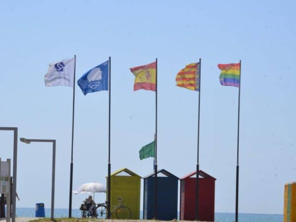 Moncofa consolida su liderazgo en calidad de playas con cuatro Banderas Azules