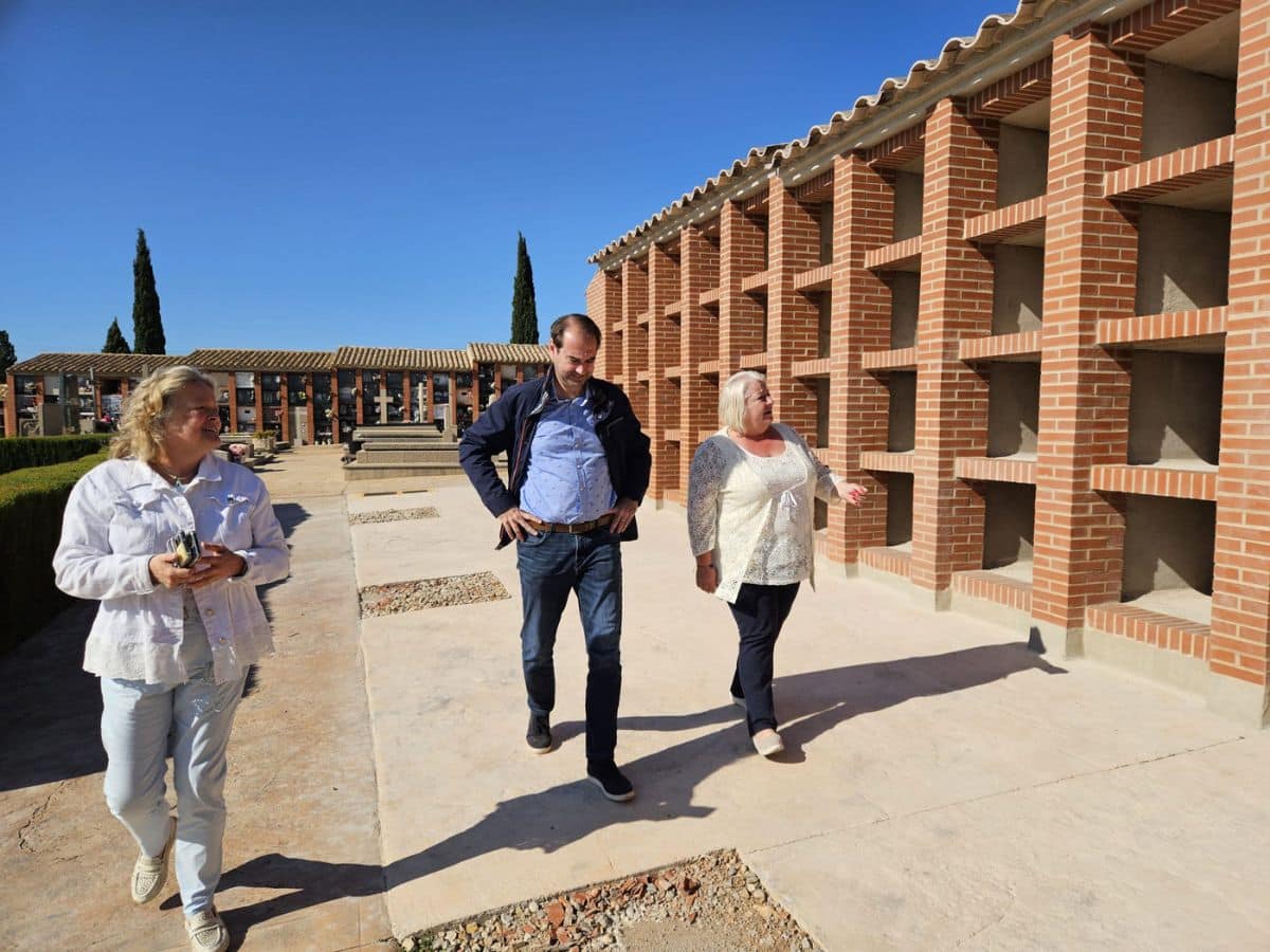 Oropesa del Mar amplía su cementerio municipal con un nuevo bloque de nichos y columbarios