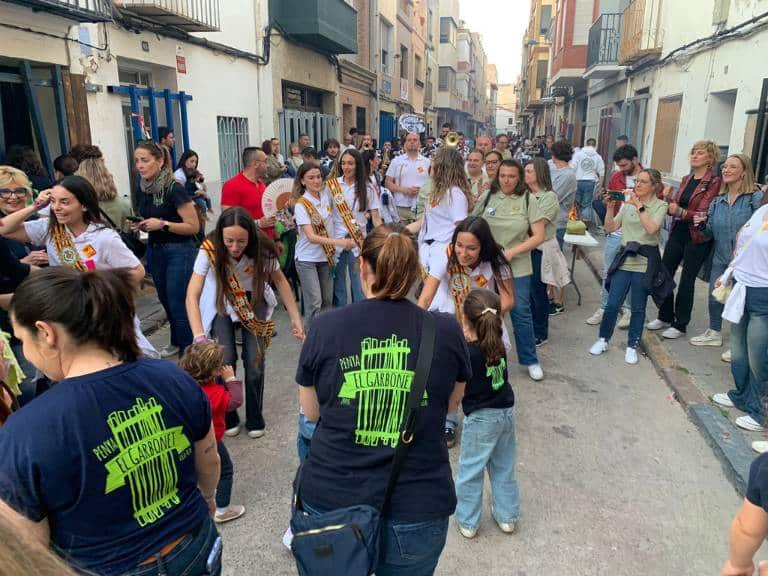 Previo a la Xulla, la Plaza Mayor acogió la IX edición del concurso de elaboración de allioli.