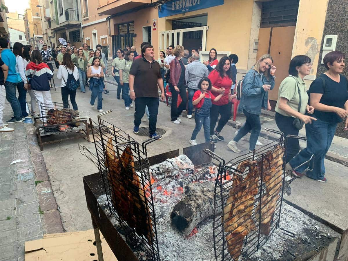 Vila-real revive con fervor la Nit de la Xulla en las Fiestas de San Pascual 2025