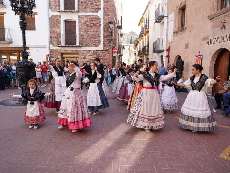 Con más de 40 escenas costumbristas y recreaciones de época, Vilafamés consolidó el '1900' como un foco turístico y cultural