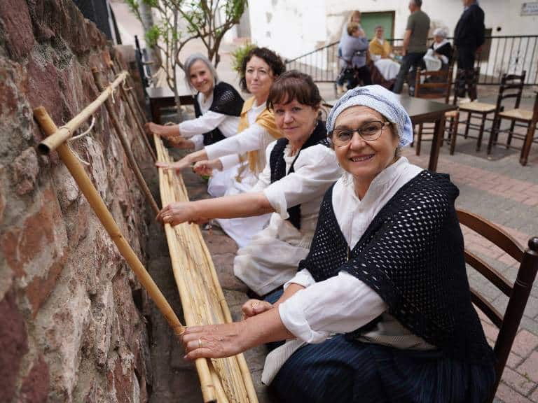 Con más de 40 escenas costumbristas y recreaciones de época, Vilafamés consolidó el '1900' como un foco turístico y cultural