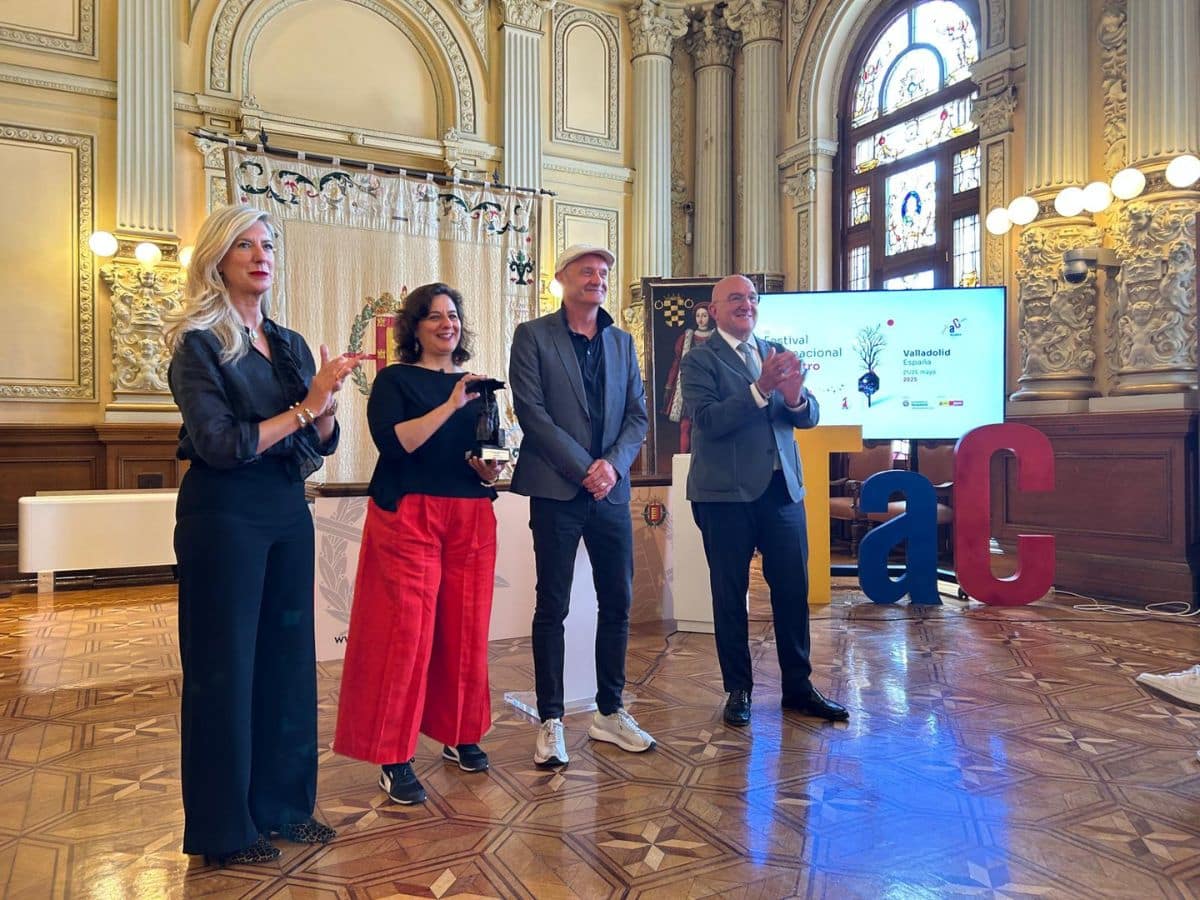 ‘Visitants’ es premiada en el Festival Internacional de Teatro y Artes de Calle de Valladolid
